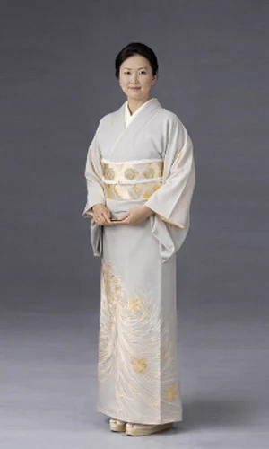 【準備中】色留袖