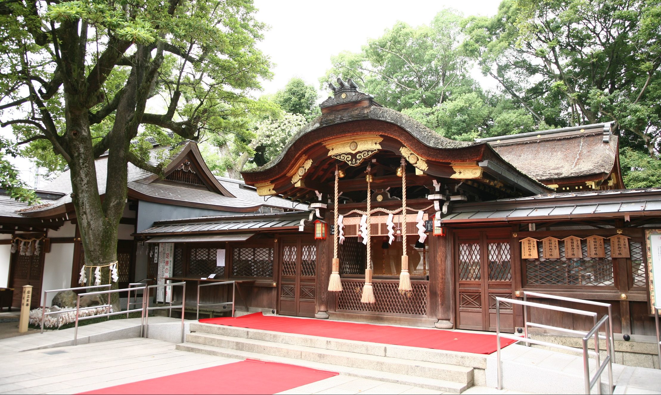 護王神社での挙式案内 | 神社結婚式プロデュース 京鐘