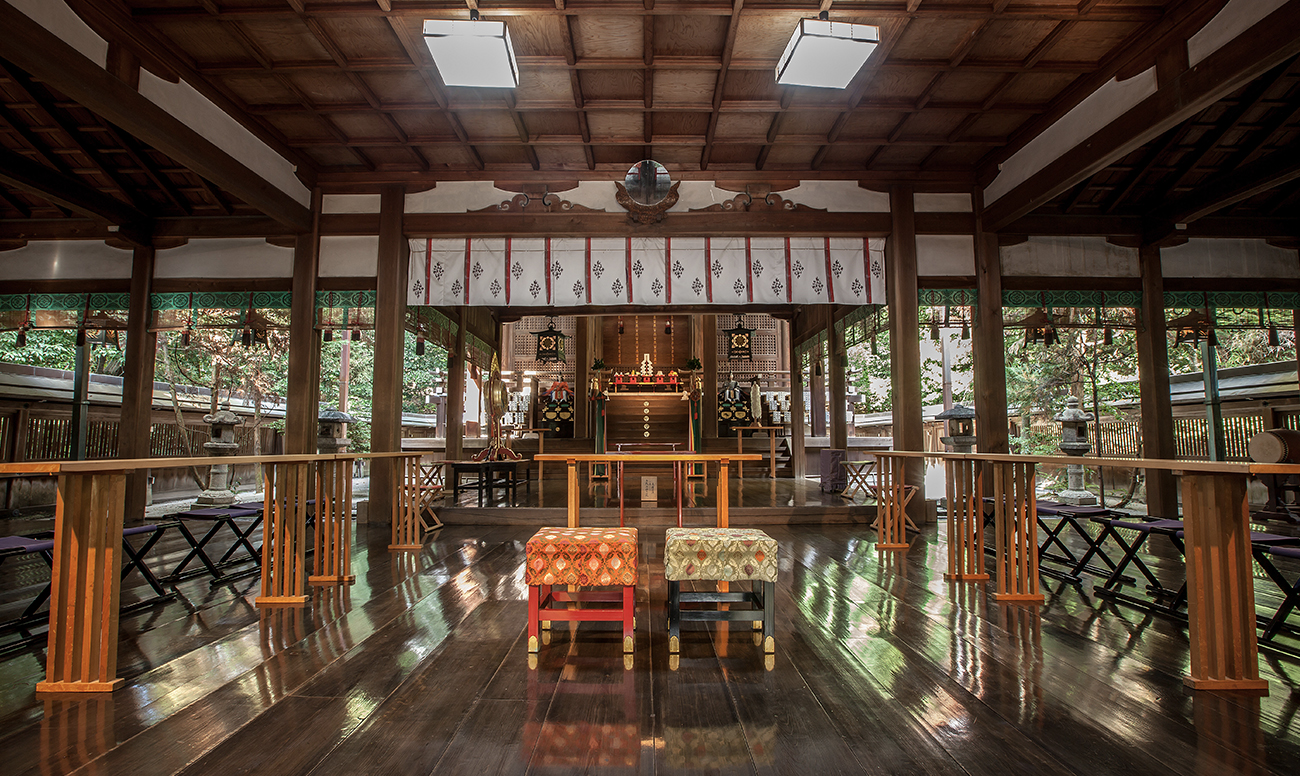 岡﨑神社での挙式案内 | 神社結婚式プロデュース 京鐘