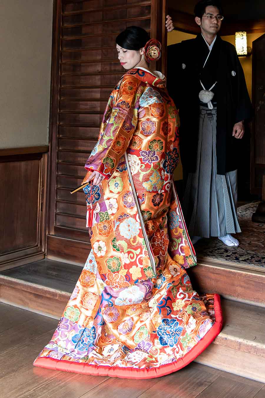 亀甲文様に唐草図