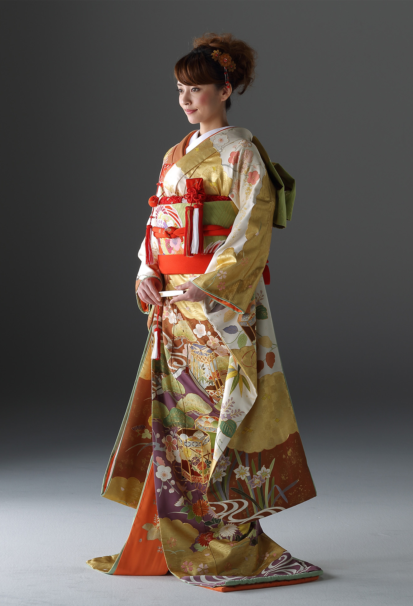 幔幕に草花貝桶文