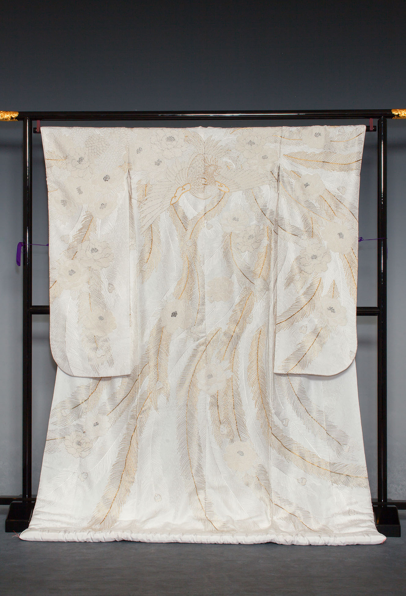 鳳凰手刺繍総絵羽