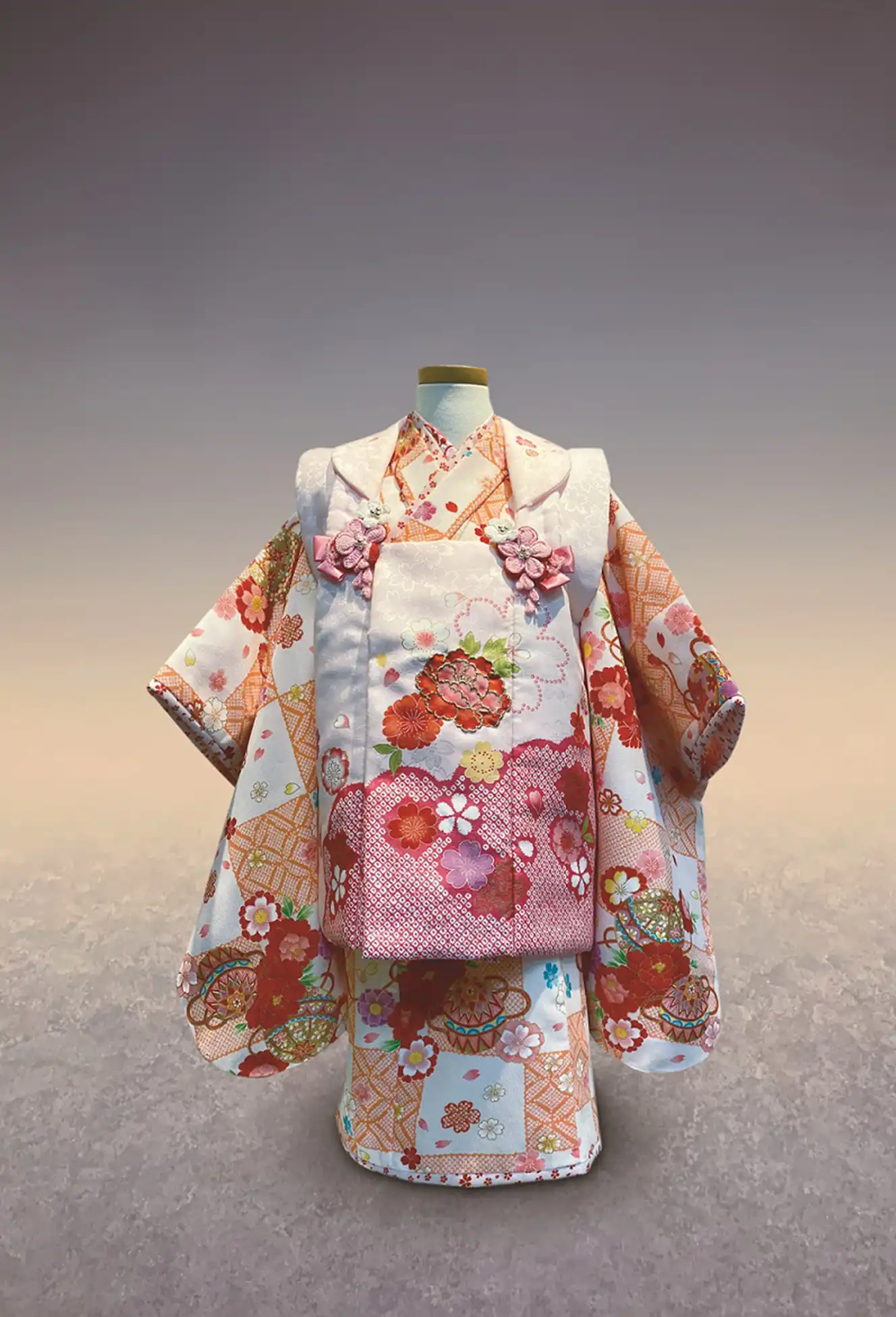 ピンク地花夢二（三歳）